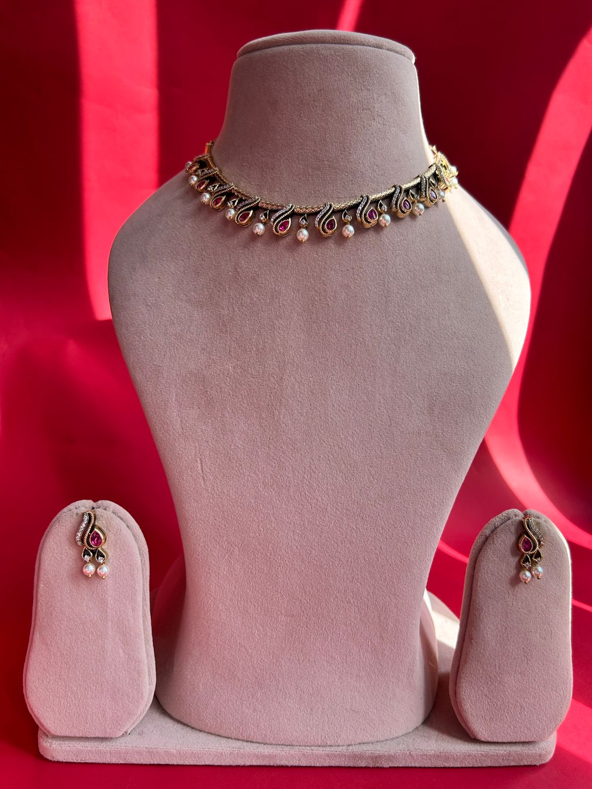 White Polki Necklace Set VNN178