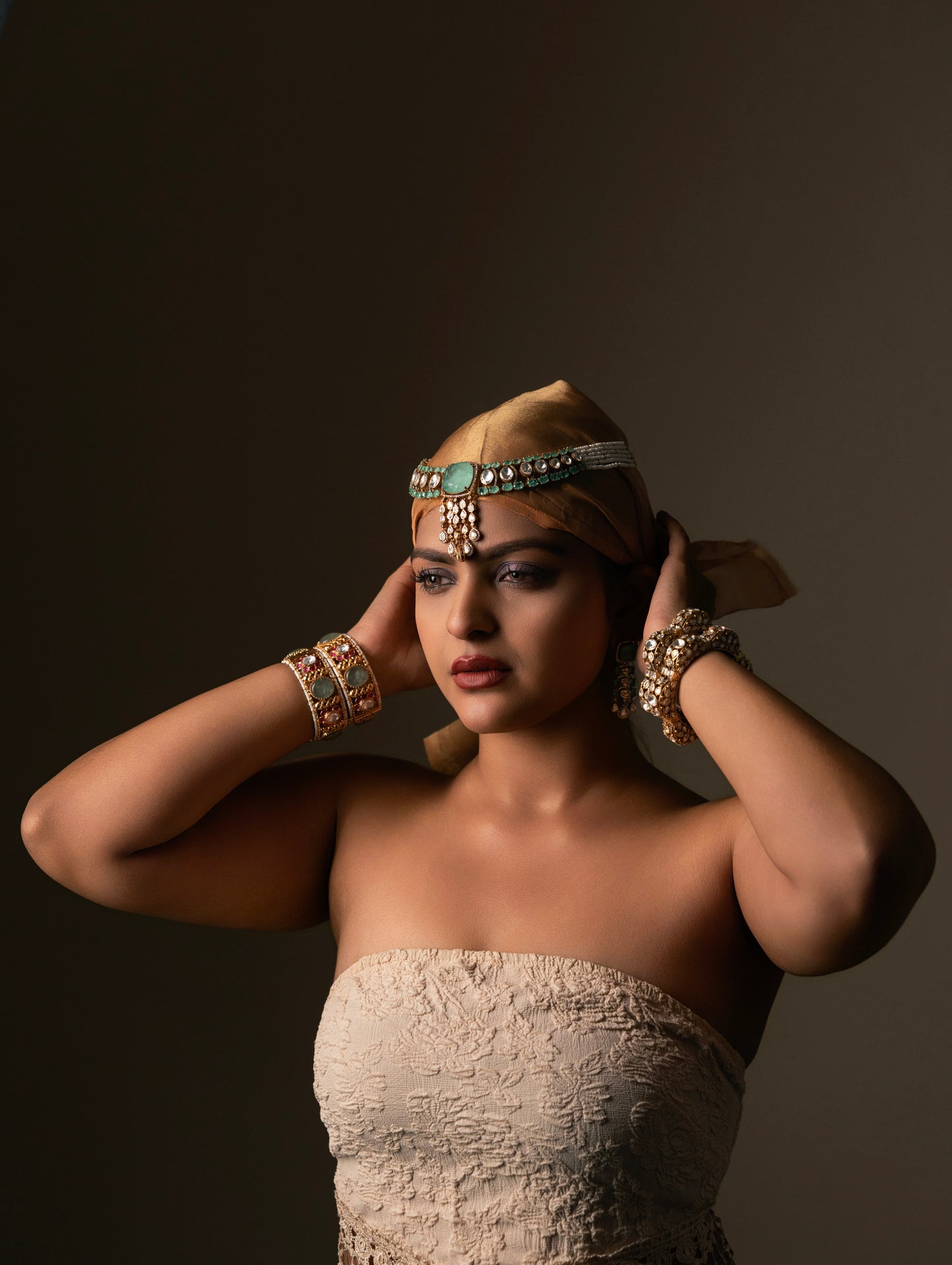 Green Stone Bridal Polki Set VNN311