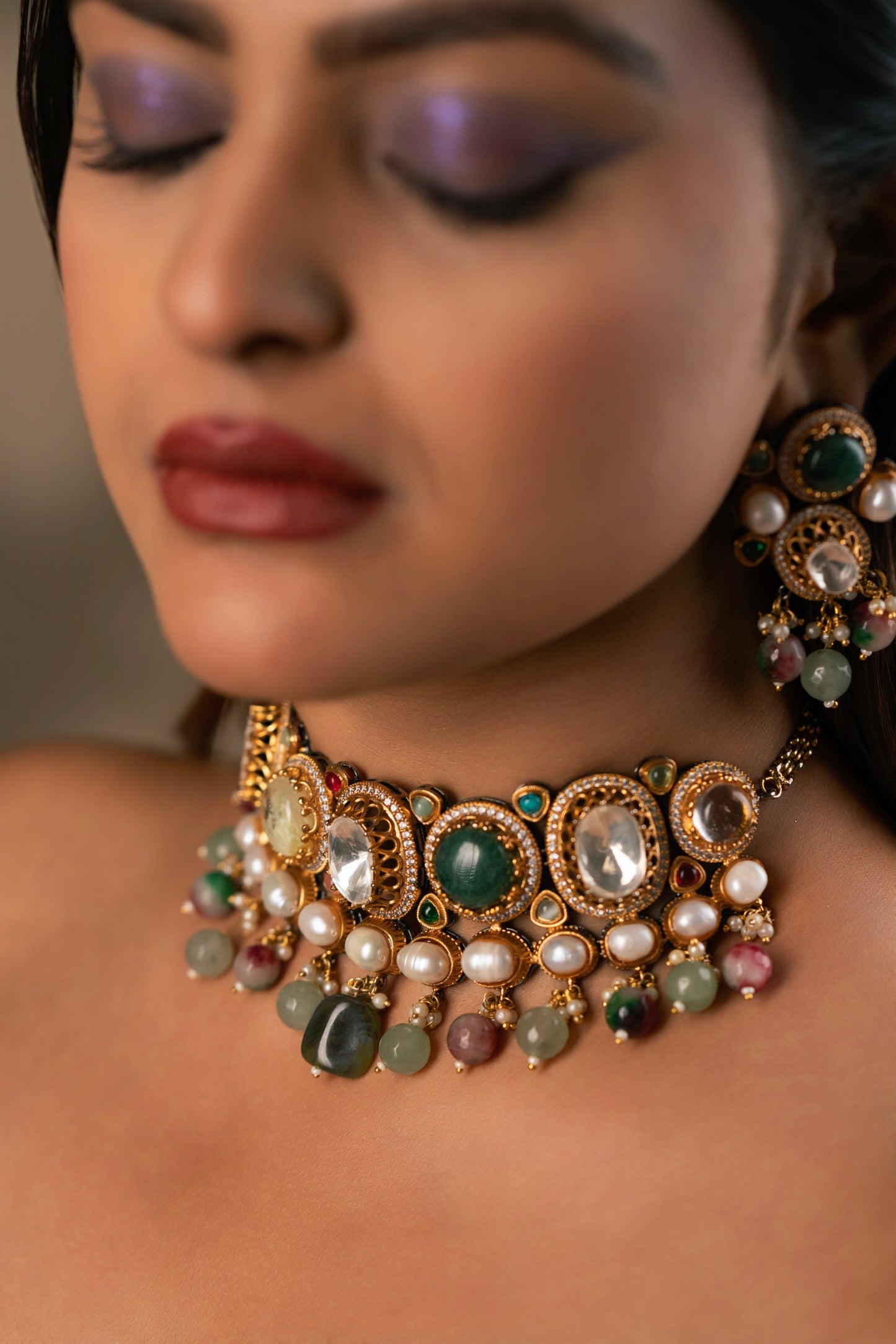 Emerald Stone Polki Necklace Set VNN388