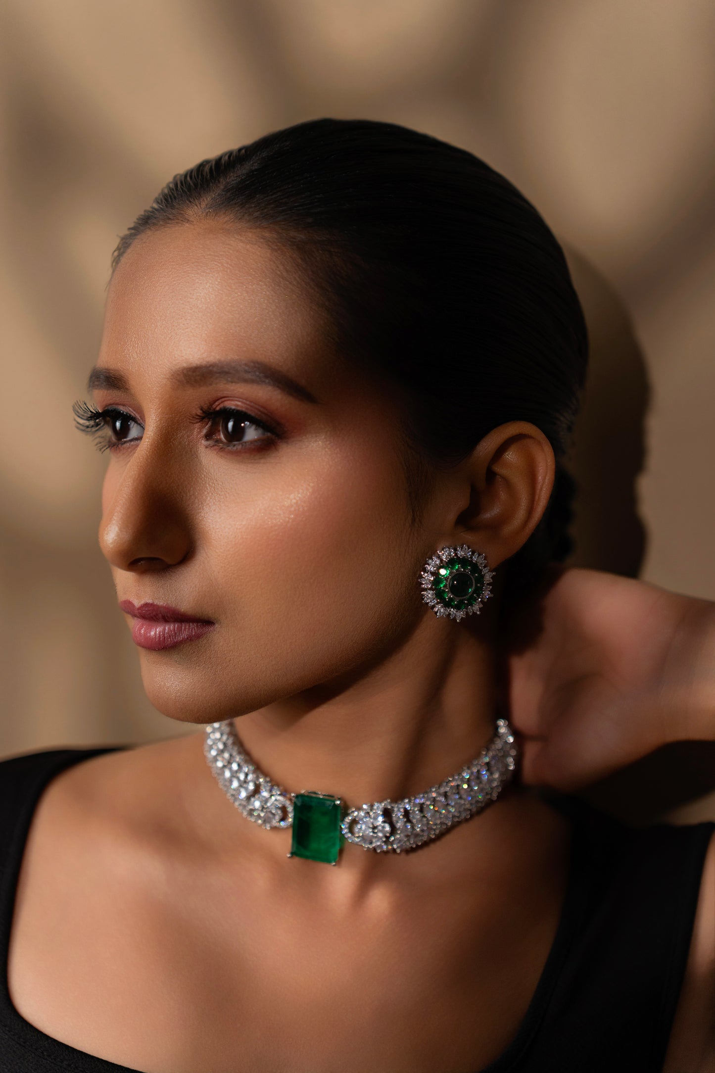 Green Square Stone Diamond Chokar Set VNN403