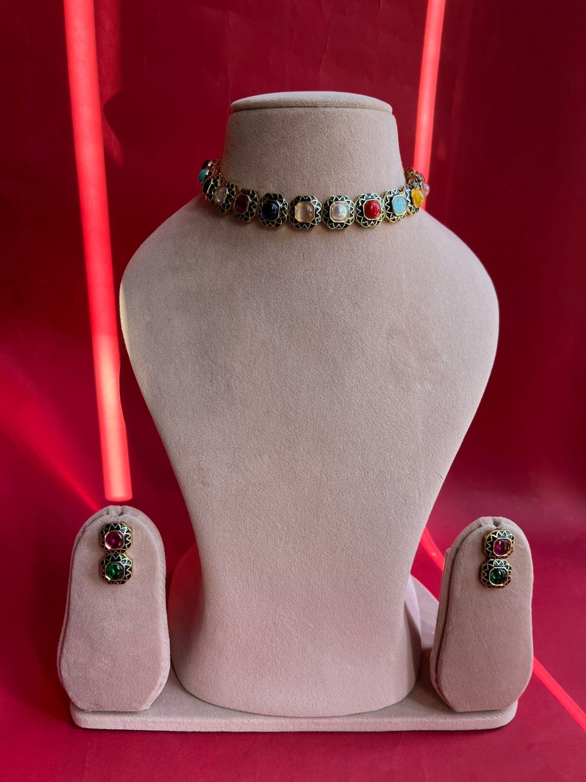 Navratna Stone Polki Necklace Set VNN427