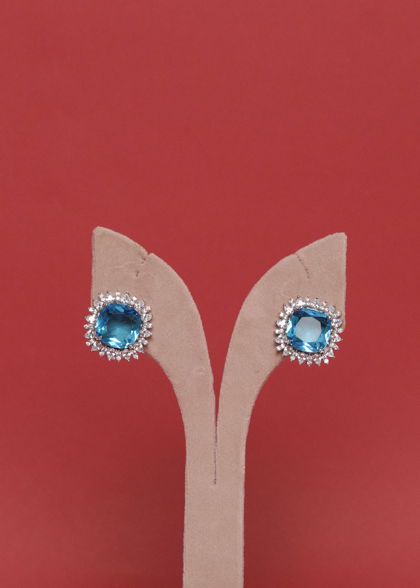 Blue Square Diamond Chokar Set VNN432