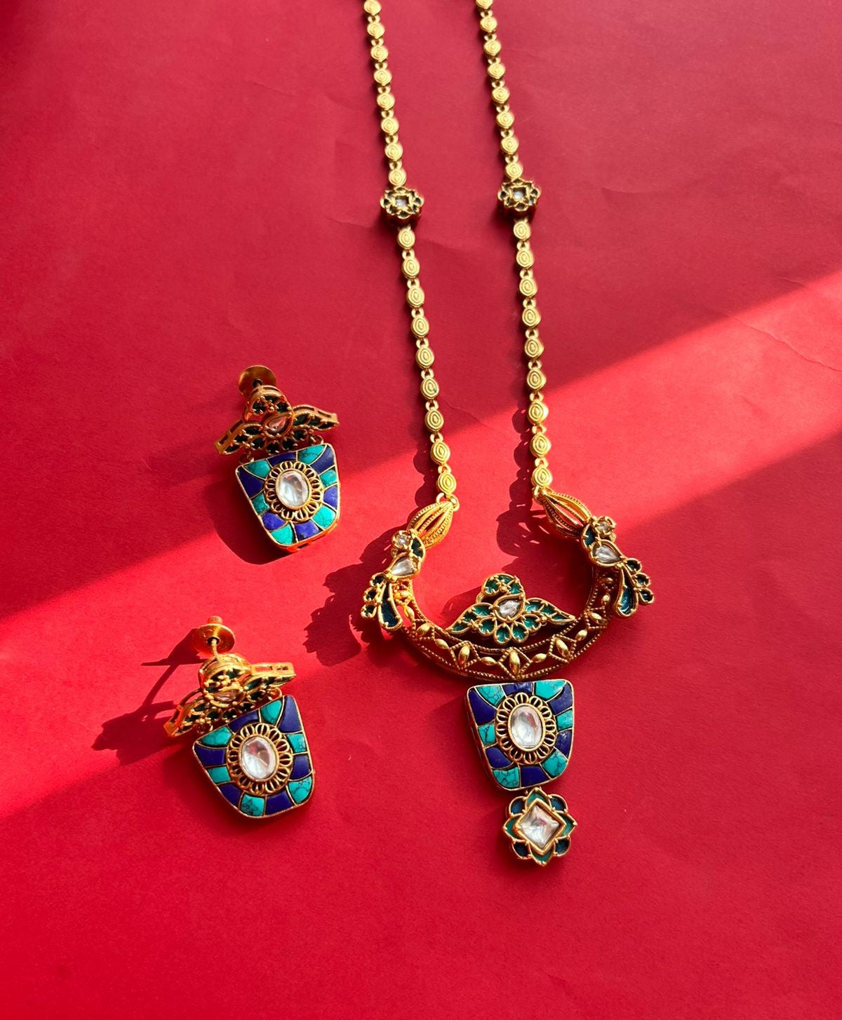 Blue Peacock Turquoise Pendant Set VNN455