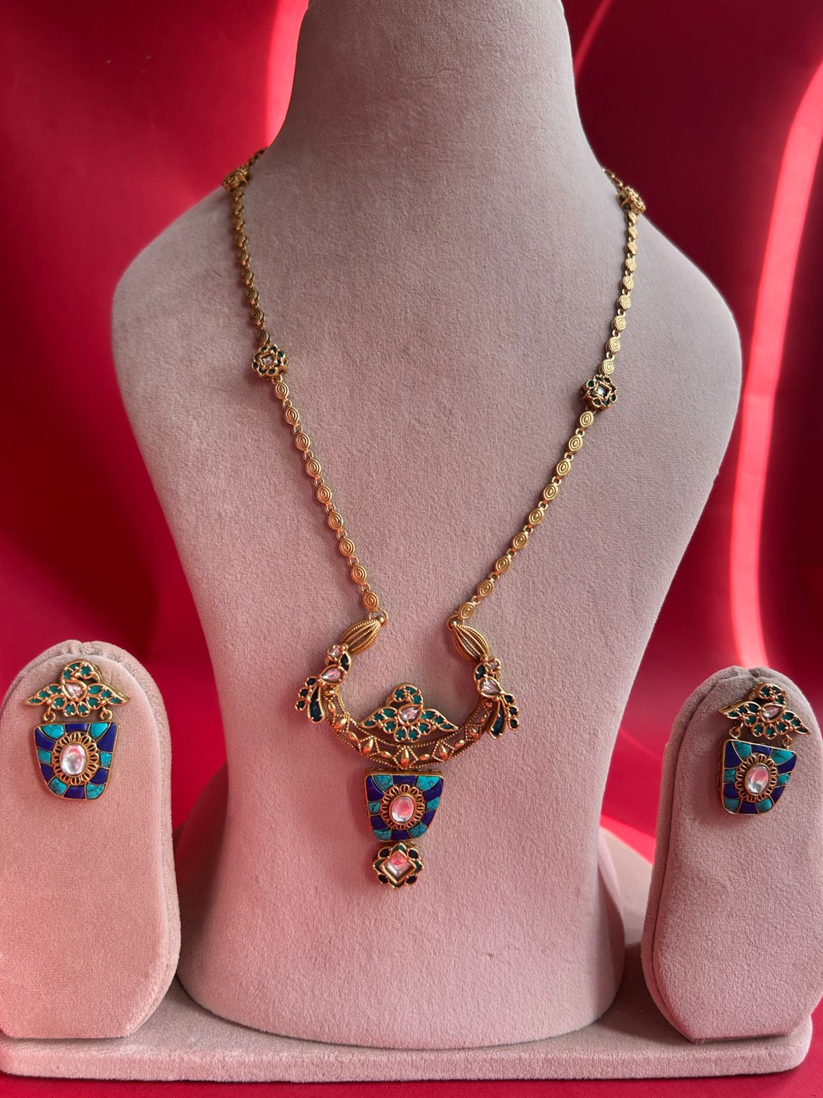 Blue Peacock Turquoise Pendant Set VNN455