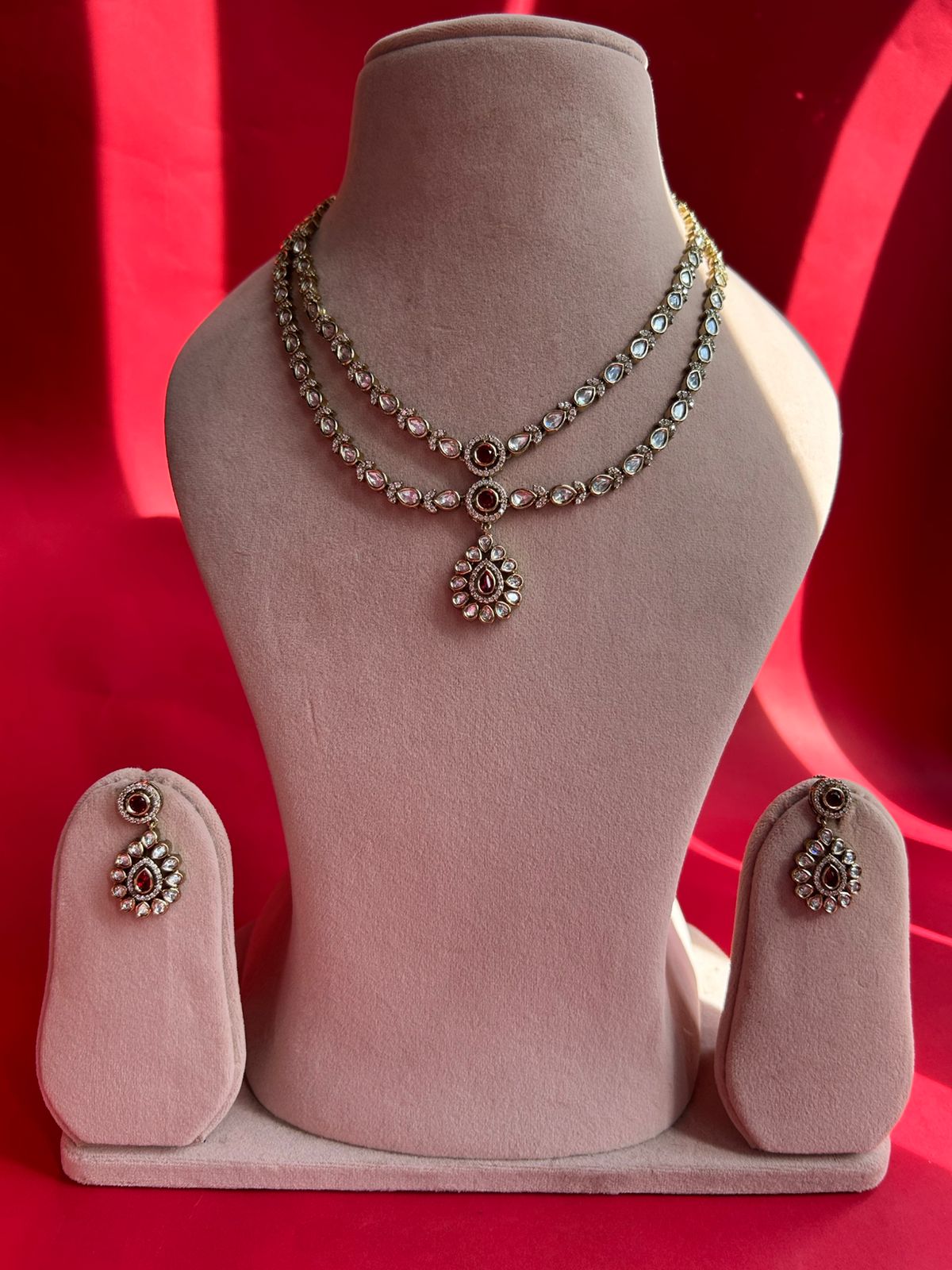 Victorian Polki Red Pendant Set VNN473
