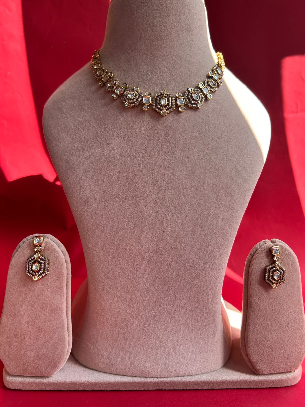 Octagon White Polki Necklace Set VNN482