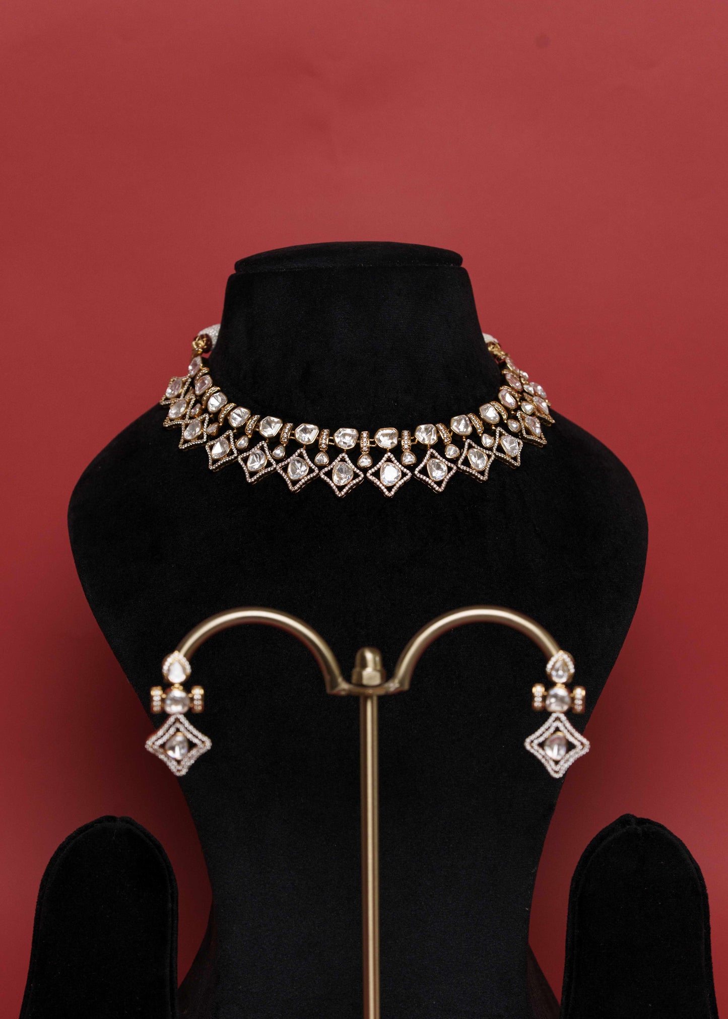 White Polki Necklace Set VNN487