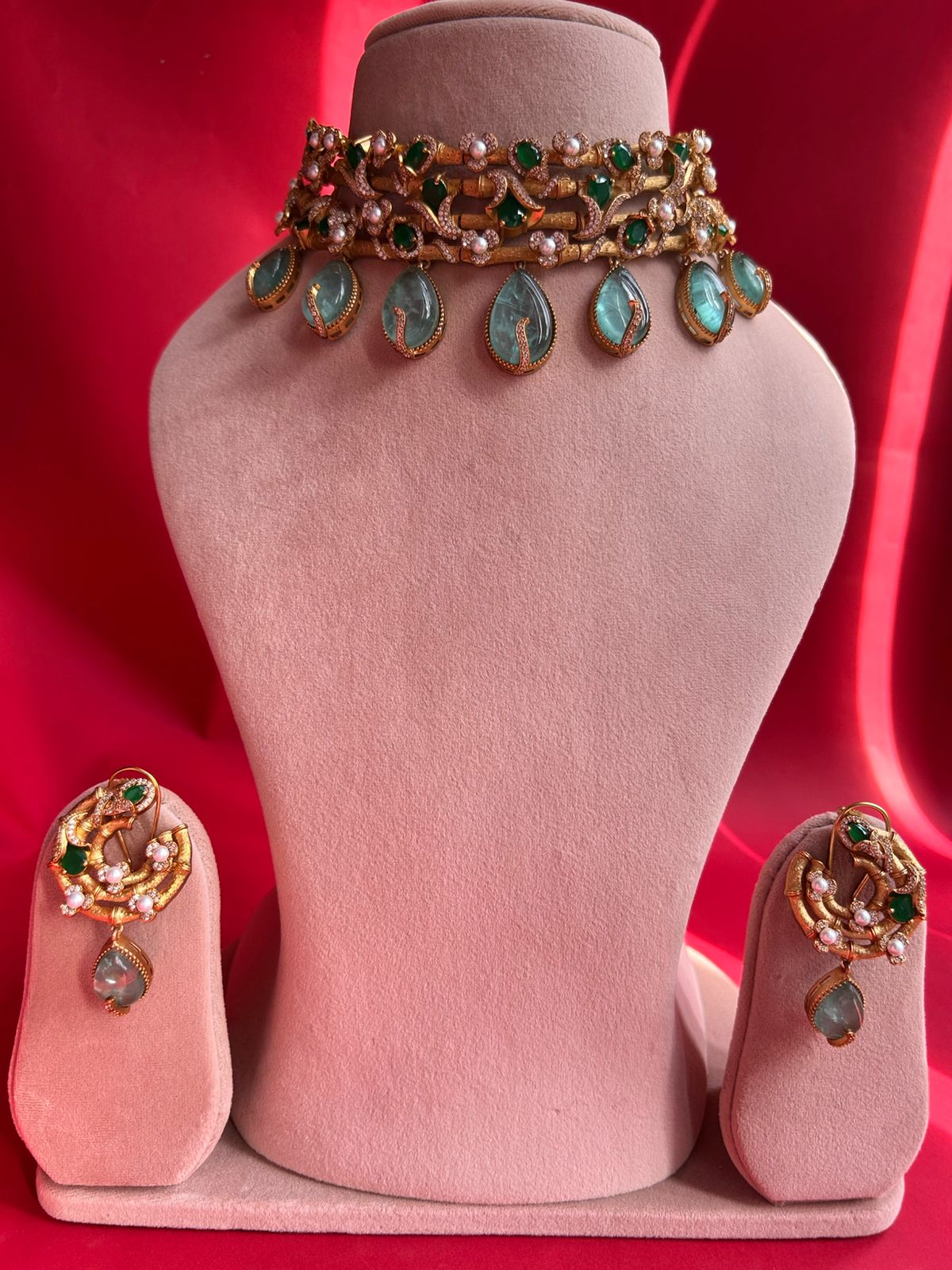 Mint Blue Stone Fusion Chokar Set VNN500