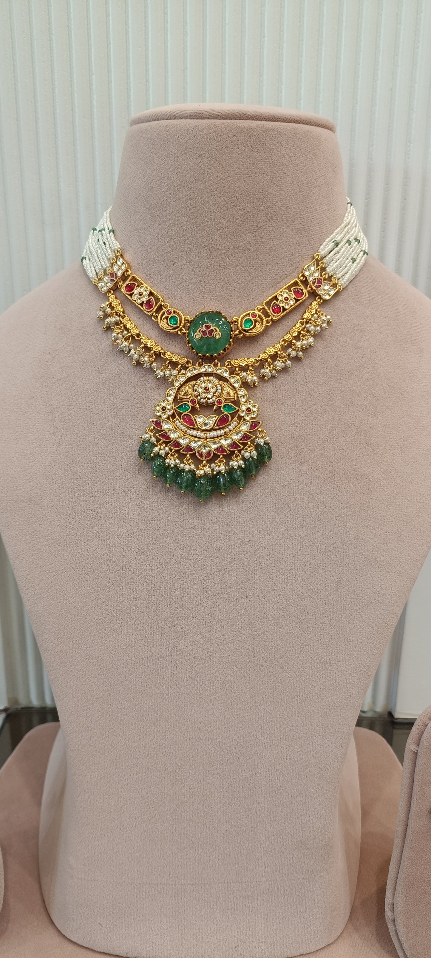 Heritage Double Layered Necklace Set VNN512