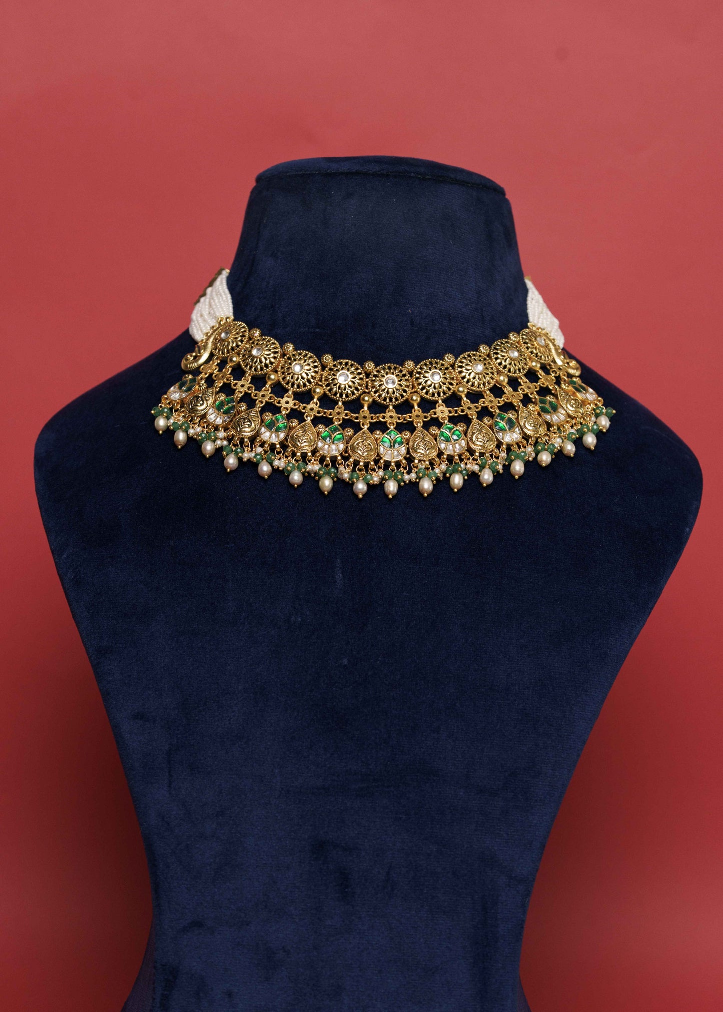 Heritage Pan Necklace Set VNN514