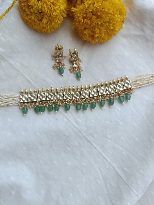 White Jadau Green Suzani  Chokar Set VNN589
