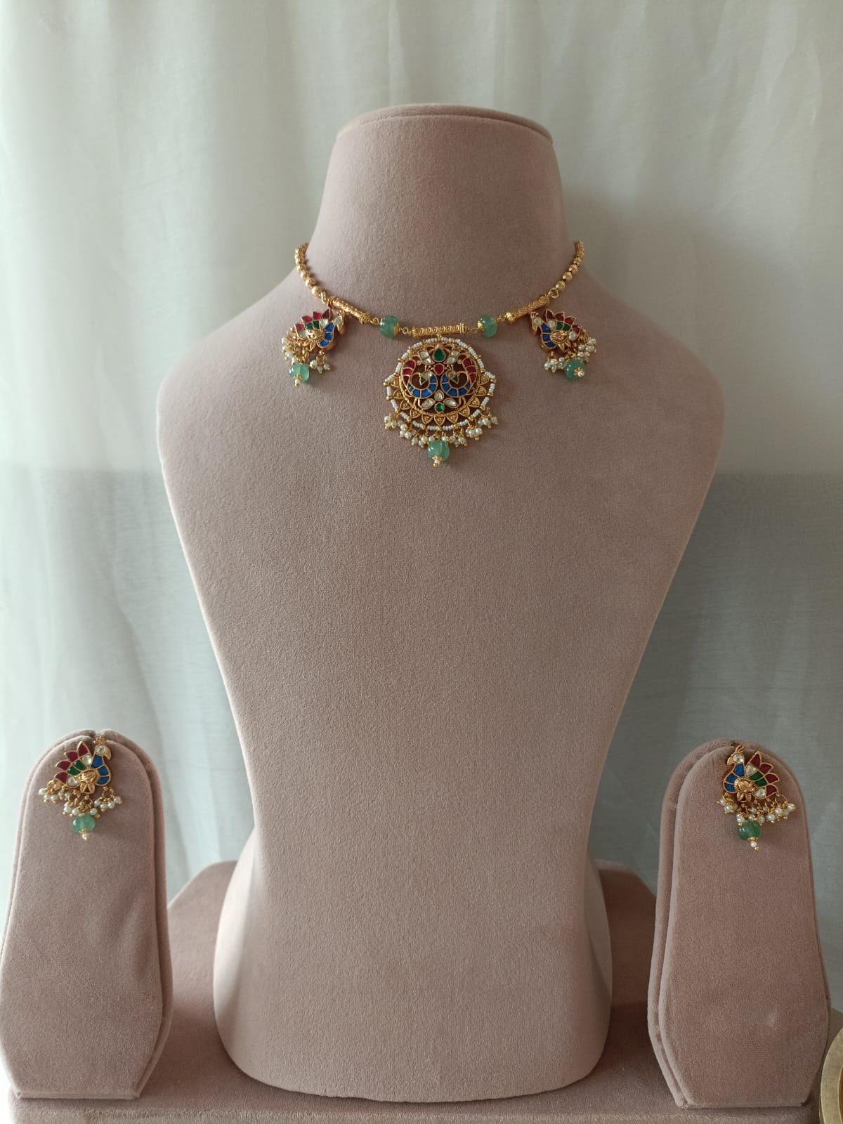 Peacock Kundan Pendant Magmala Set VNN596