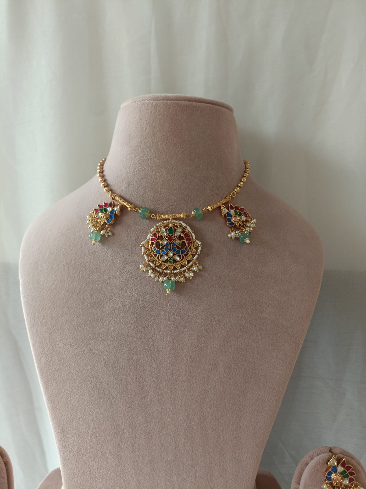 Peacock Kundan Pendant Magmala Set VNN596
