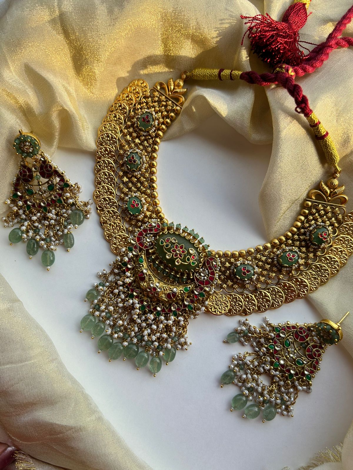 Gini Chandan Green Stone Necklace Set VNN634