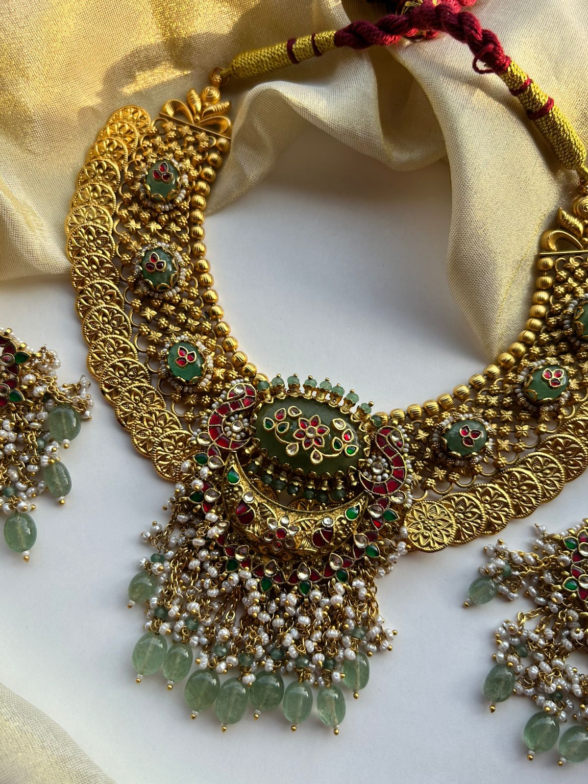 Gini Chandan Green Stone Necklace Set VNN634