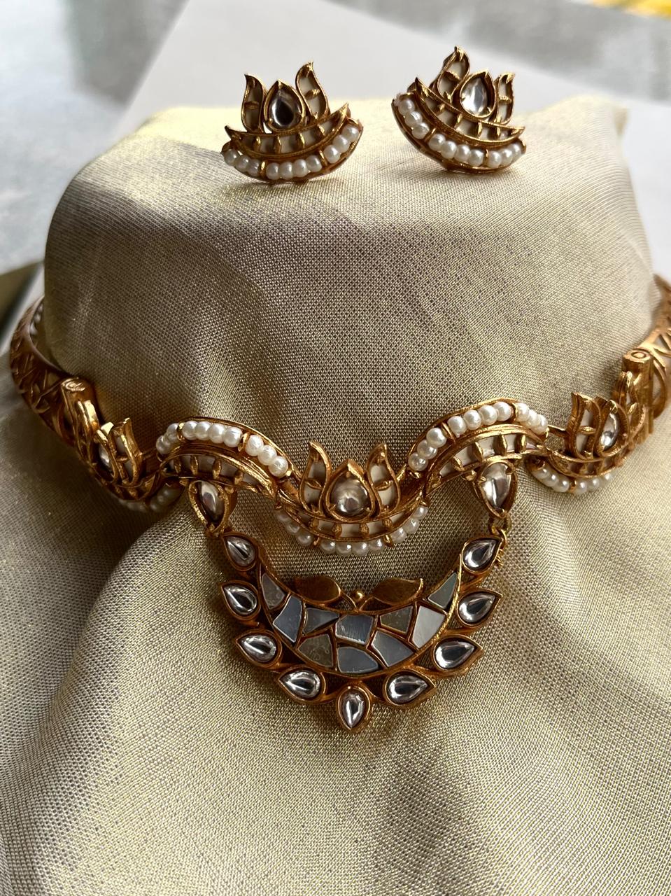 MOP Choker Set VNN640