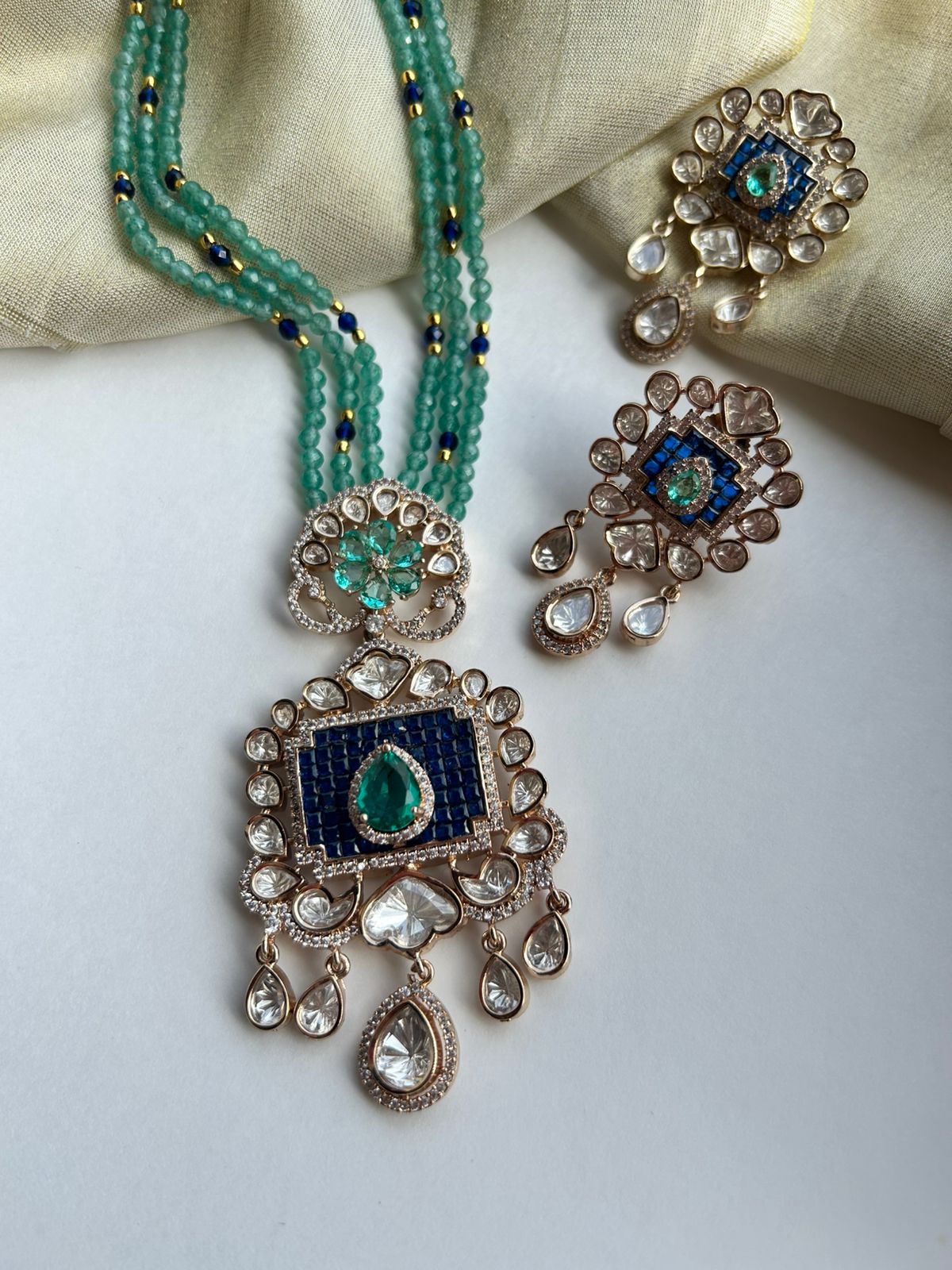 Blue Green Chauki Necklace Set VNN644