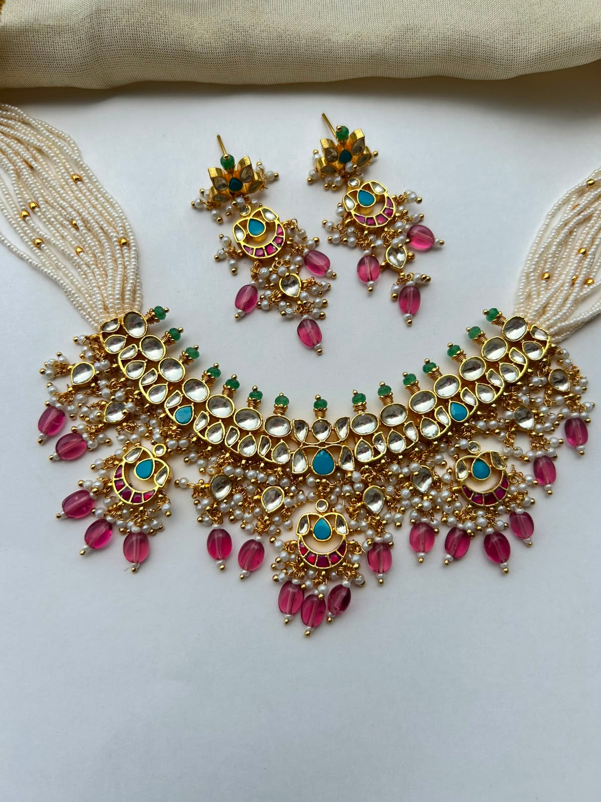 Firoza White Jadau Necklace Set VNN658