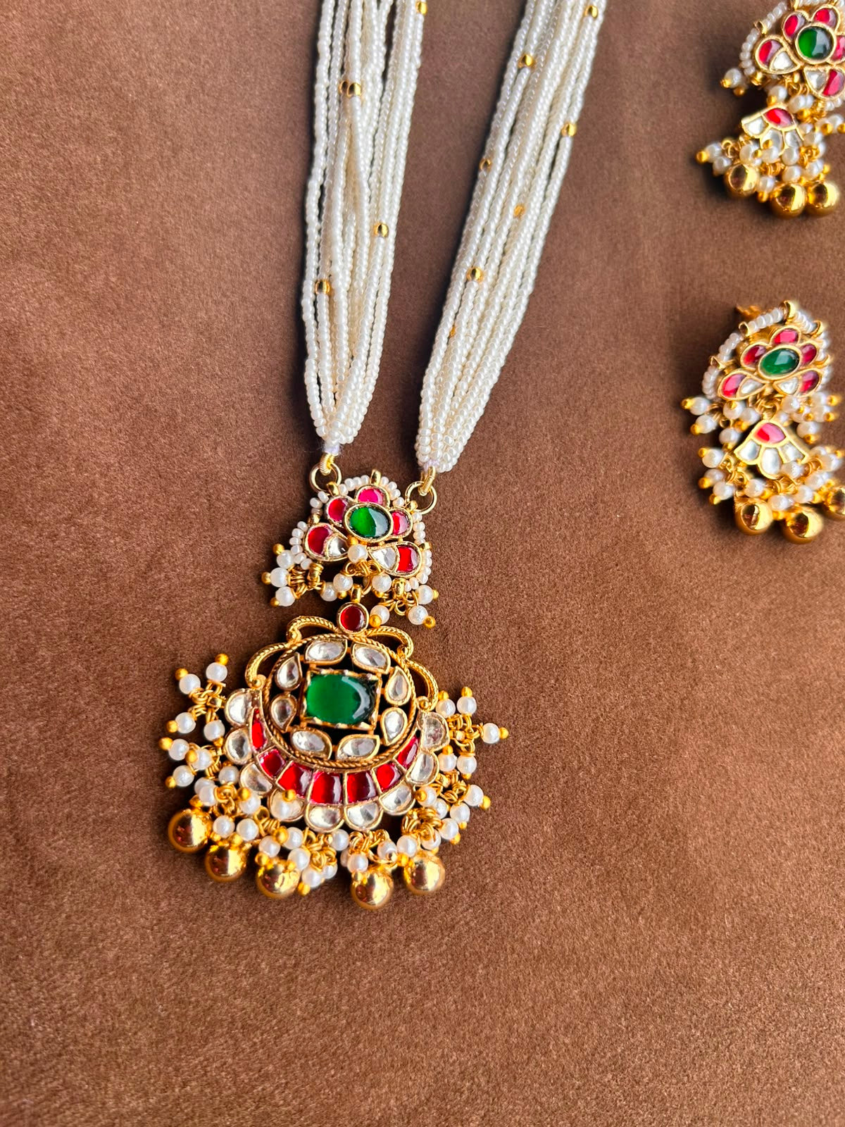 Flower Chand Jadau Pendant Set VNN676