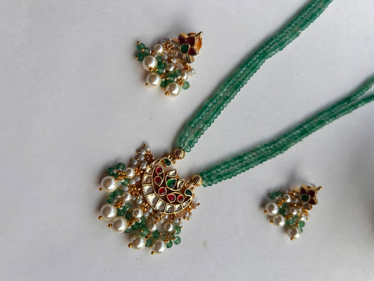 Shashi Padmah Pendant Set VNN685