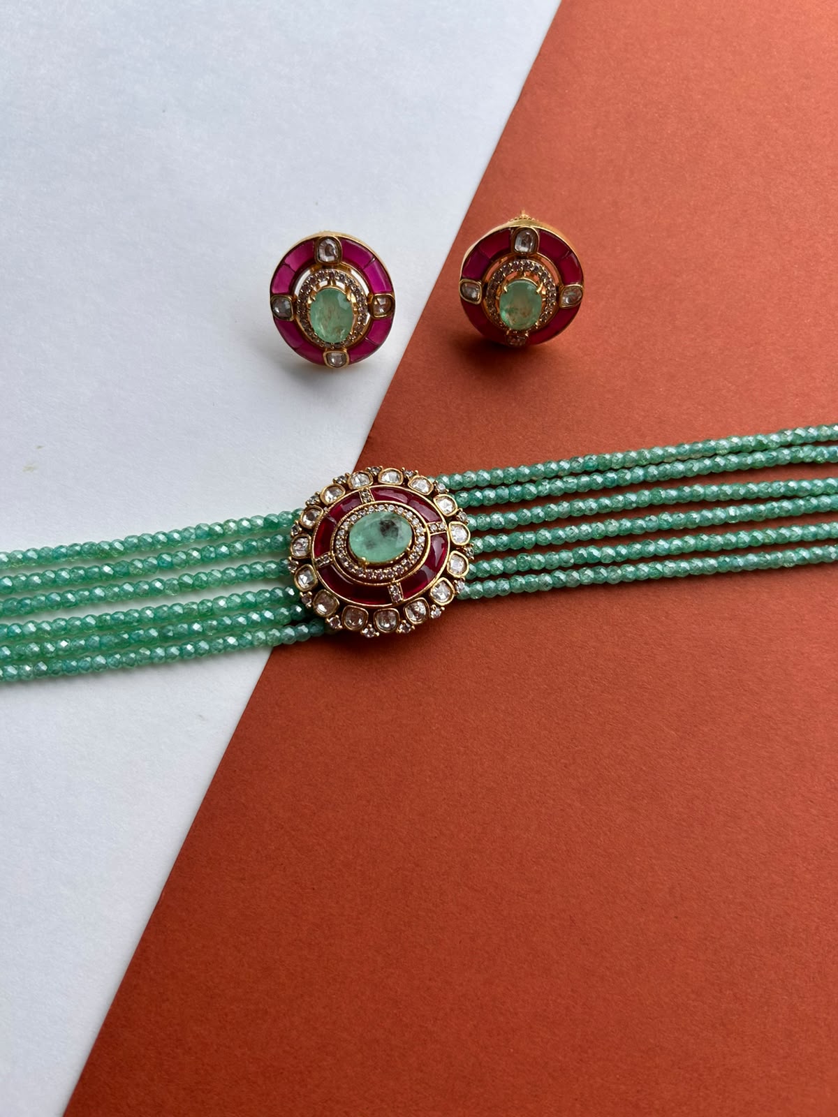 Rubi Mint Green Oval Moissanite Choker Set VNN701