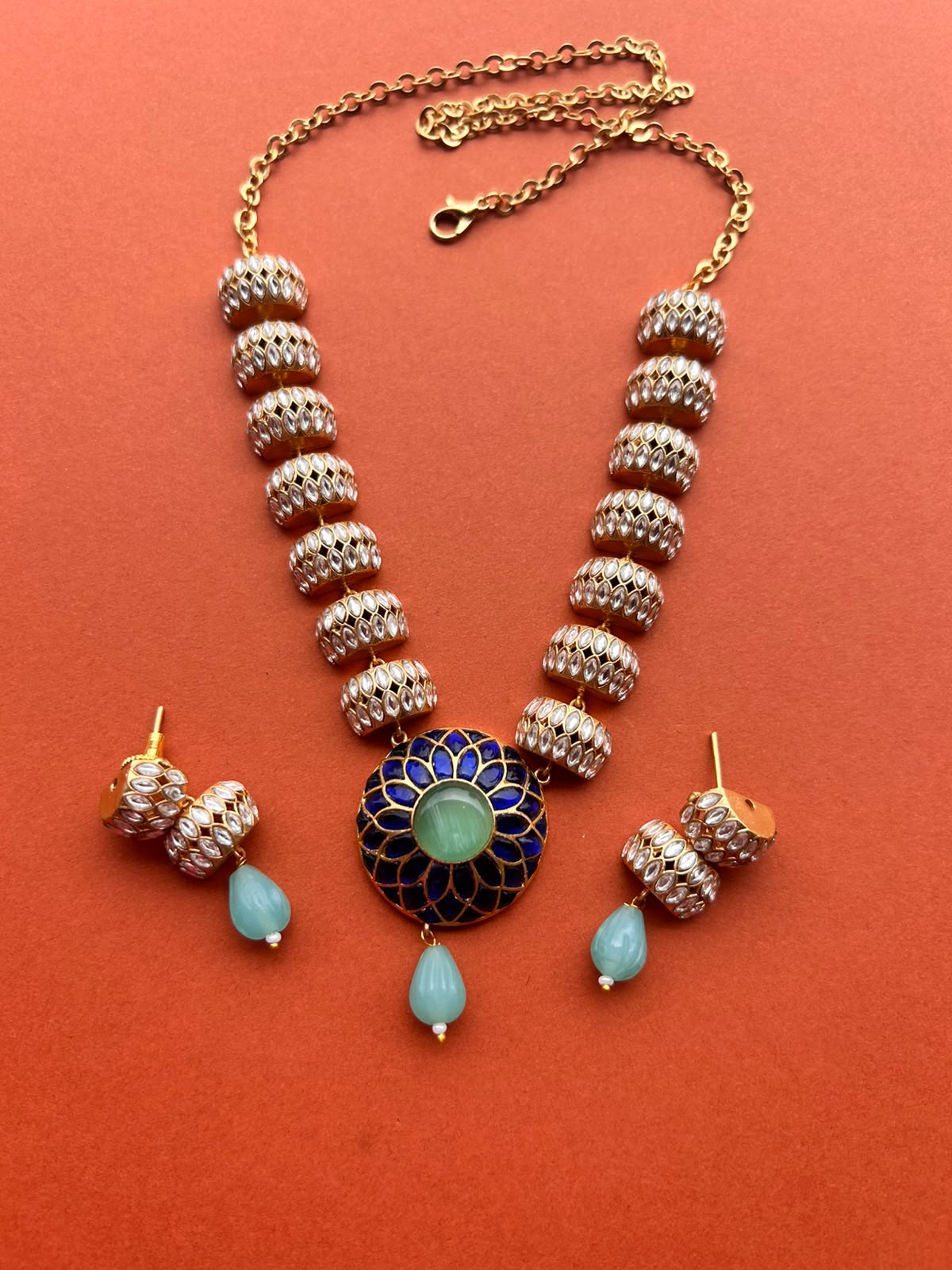 Blue Takkar Moissanite Necklace Set VNN707