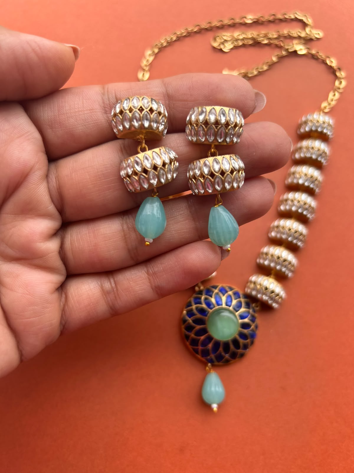Blue Takkar Moissanite Necklace Set VNN707