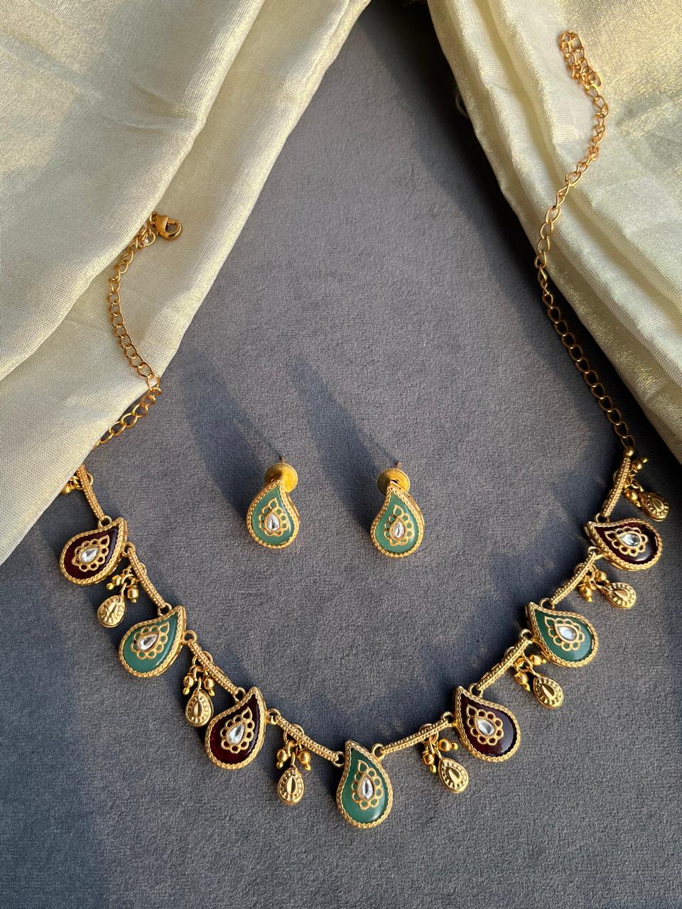 Mango Gold Necklace Set VNN719