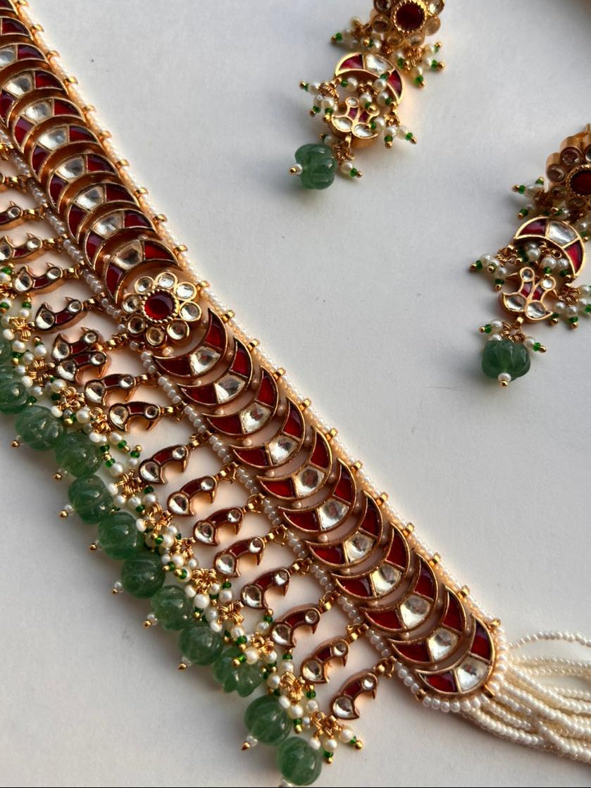 Takkar Rajwadi Choker Set VNN726
