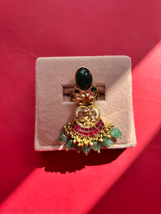 Long Finger Green Stone Jadau Ring VNR017