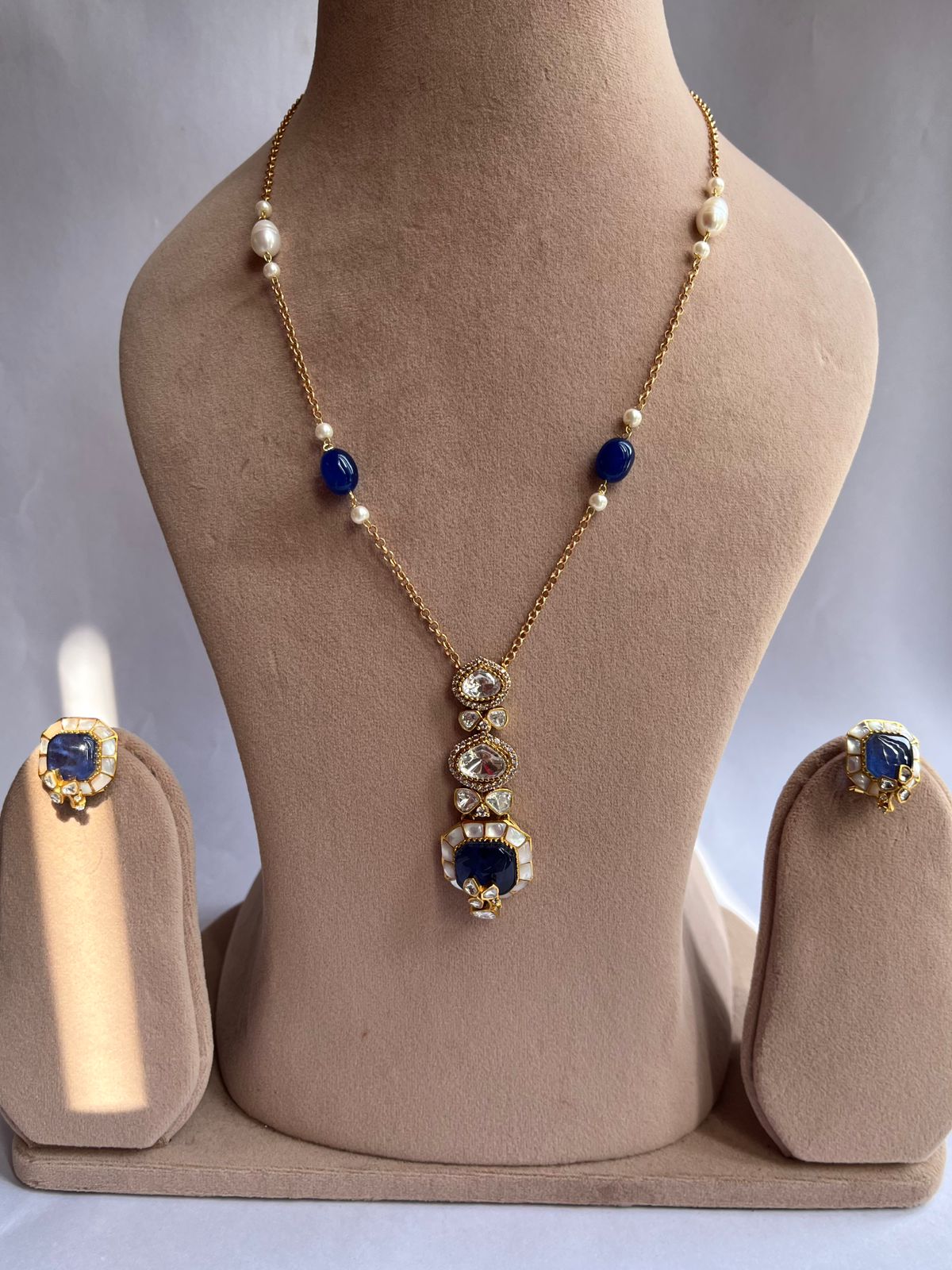 Blue Talfe Pendant Set VNN630