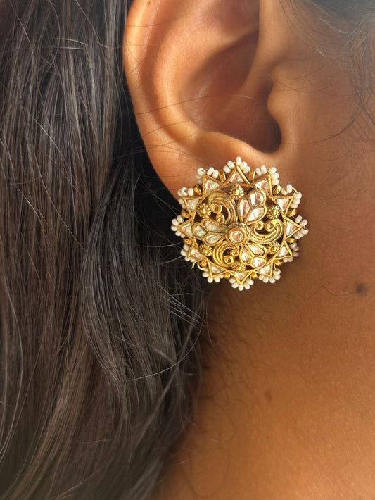 Round Jadau Studs VNE341
