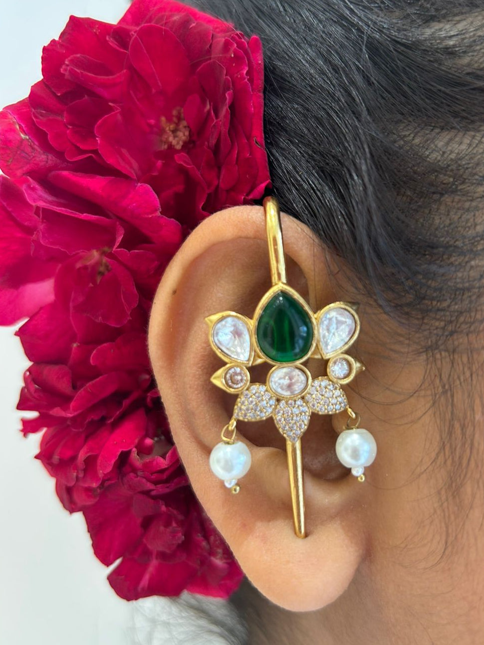 Lotus Green Stone Pearl Earcuffs VNE229