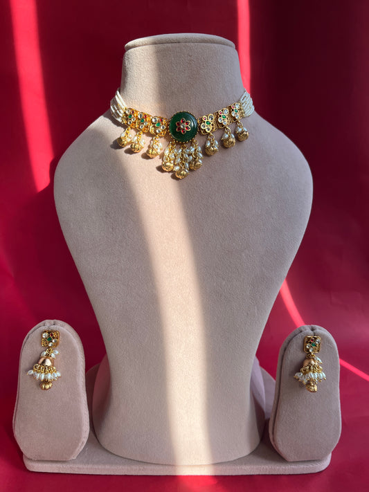 White Jadau Green Beads Chokar Set VNN426